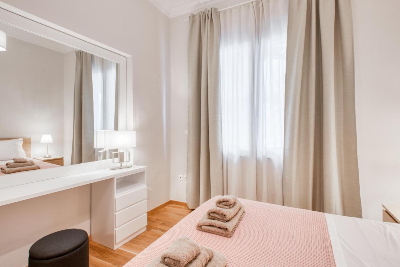 Modern 2-Bedroom Apt, 200M From The Acropolis 아테네 외부 사진