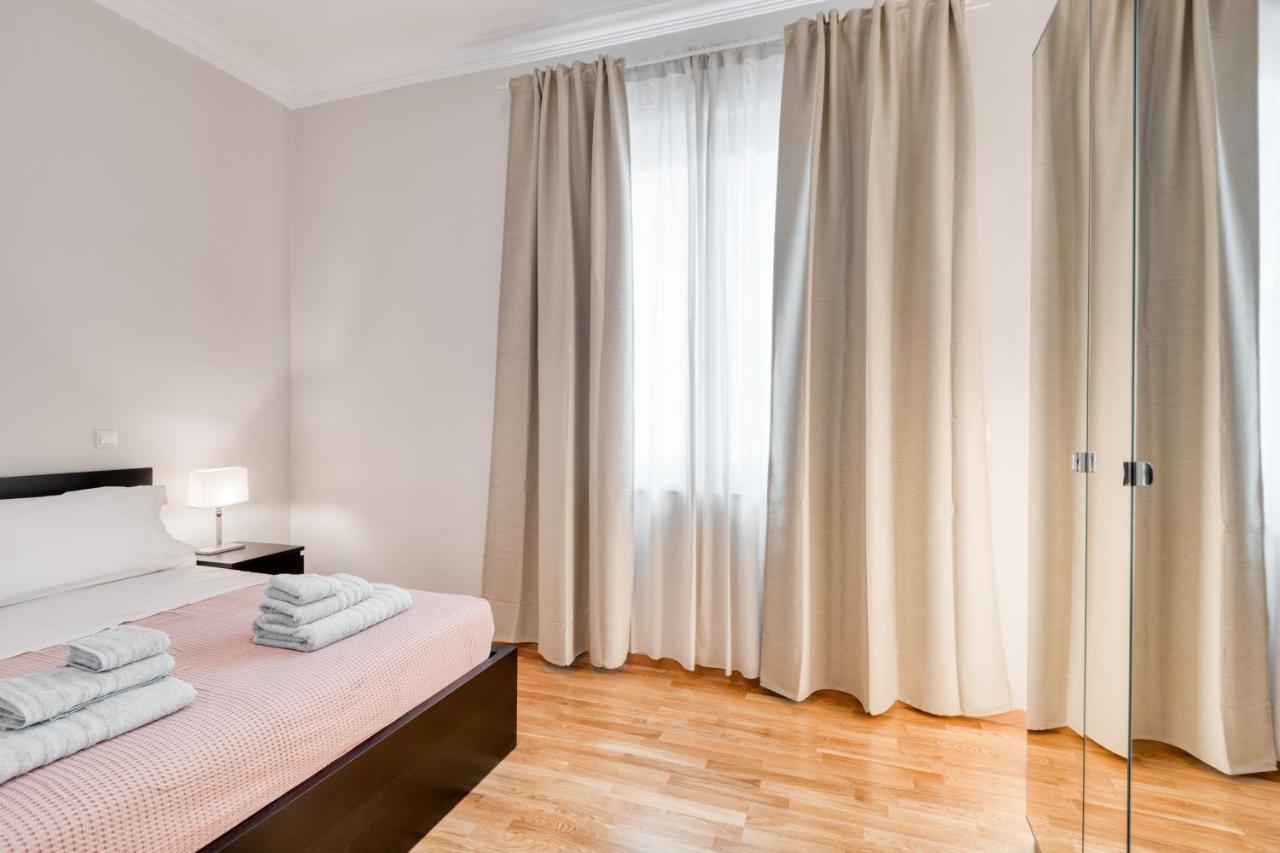 Modern 2-Bedroom Apt, 200M From The Acropolis 아테네 외부 사진